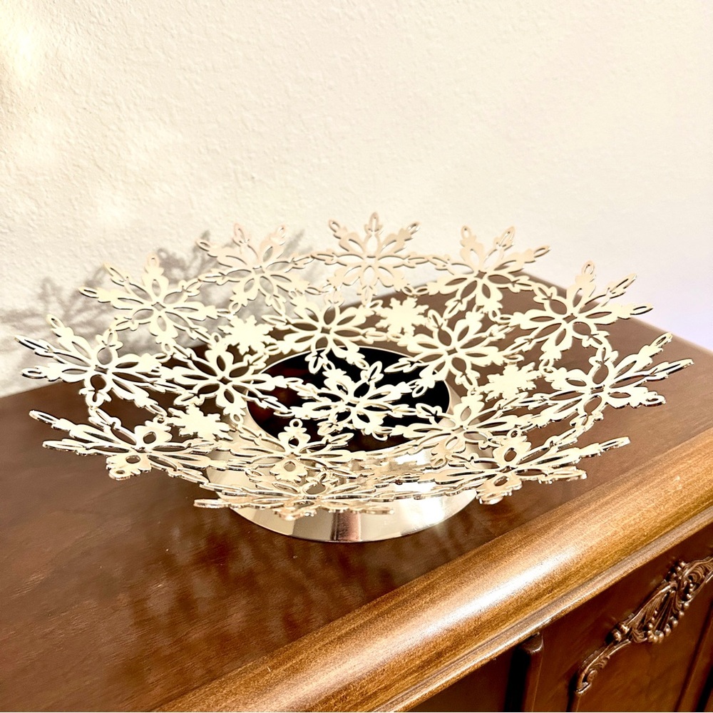 Silver Snowflake Decorative Centerpiece Bowl • 13.5”W x 3”T